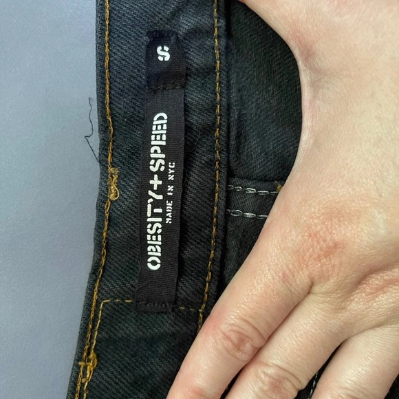 LEVI’s Holy Stud Cutoff Shorts - Picture 6 of 8